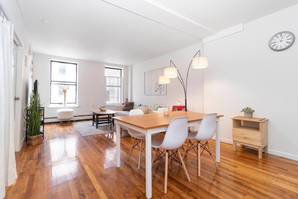 2Bed Bliss By Central Park North 뉴욕 외부 사진